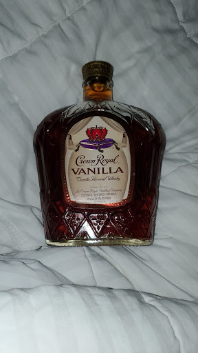 Liquor Store «Fine Wine & Good Spirits Premium Collection», reviews and photos, 5956 Centre Ave #201, Pittsburgh, PA 15206, USA