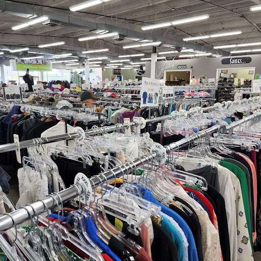 Thrift Store «Hillcrest Thrift Shop- Platte City», reviews and photos, 1305 Branch St, Platte City, MO 64079, USA