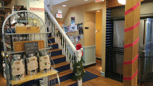 Market «Market Salamander», reviews and photos, 200 W Washington St, Middleburg, VA 20117, USA