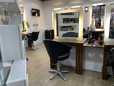 Les Ciseaux de Pantin coiffure à Paris