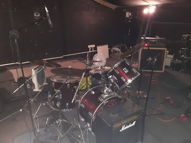 Bad Apple Rehearsal & Recording Studios - Music store