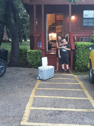 Indoor Lodging «Canyon Lake Cabins and Cottages», reviews and photos, 21400 FM306, Canyon Lake, TX 78133, USA