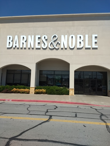 Book Store «Barnes & Noble», reviews and photos, 5231 E 41st St, Tulsa, OK 74135, USA