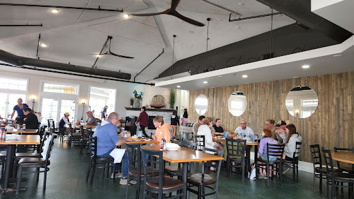 Seafood Restaurant «Dockers Restaurant», reviews and photos, 3505 Marina View Point, Muskegon, MI 49441, USA