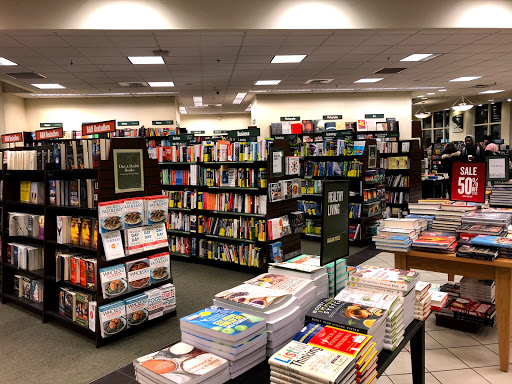 Barnes & Noble