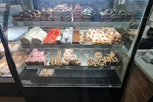 Emanuel's Bakery image