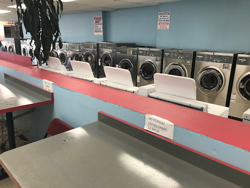 Laundromat «Wash & Dry Laundry & Cleaners», reviews and photos, 254 N Main St, Crossville, TN 38555, USA