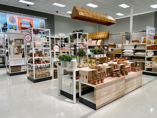 Department Store «Target», reviews and photos, 1135 Woodstock Rd, Roswell, GA 30075, USA