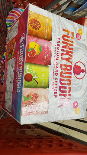 Liquor Store «ABC Fine Wine & Spirits», reviews and photos, 801 Oviedo Marketplace Blvd, Oviedo, FL 32765, USA