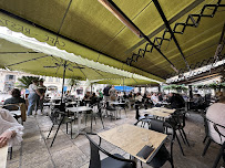 Atmosphère du Restaurant ÉDOUARD VINS ET COMESTIBLES à Bordeaux - n°3