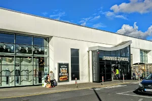 Dunnes Stores image