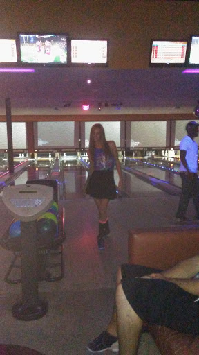 Bowling Alley «Stuart Bowl - Lanes & Lounge», reviews and photos, 1638 SE Federal Hwy, Stuart, FL 34994, USA