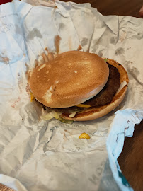 Cheeseburger du Restauration rapide McDonald's à Villars-les-Dombes - n°3
