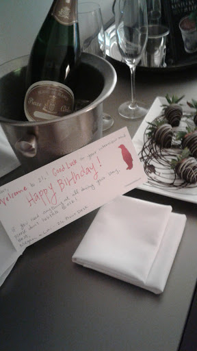 Luxury Hotel «21c Museum Hotel Louisville», reviews and photos, 700 W Main St, Louisville, KY 40202, USA