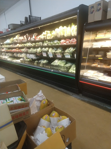 Asian Grocery Store «Lucky Market», reviews and photos, 7100 E Harry St, Wichita, KS 67207, USA