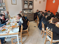 Atmosphère du Restaurant Béa Rég'Halle à Le Mas-d'Agenais - n°7