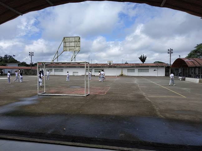 Unidad Educativa Del Milenio PEDRO VICENTE MALDONADO - Escuela