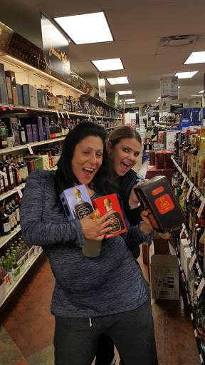 Liquor Store «Crown Wine & Spirits», reviews and photos, 1590 S Dixie Hwy, Coral Gables, FL 33146, USA