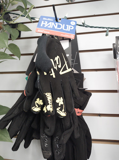 Bicycle Store «City Bike Tampa», reviews and photos, 208 E Cass St, Tampa, FL 33602, USA