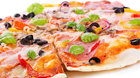 Plats et boissons du Pizzeria L'ARC EN CIEL PIZZA AU FEU DE BOIS à Morangis - n°1
