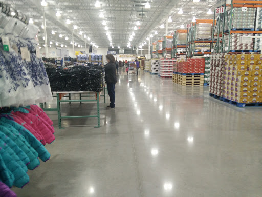 Warehouse store «Costco Wholesale», reviews and photos, 15300 W Grange Ave, New Berlin, WI 53151, USA