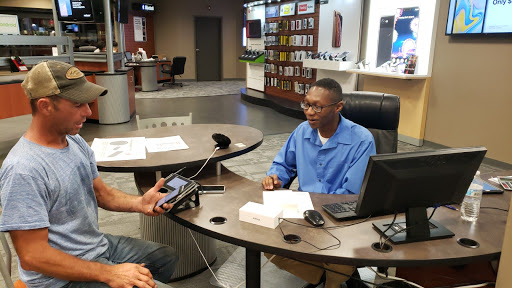 Cell Phone Store «Verizon Authorized Retailer – Cellular Sales», reviews and photos, 2196 White St, York, PA 17404, USA