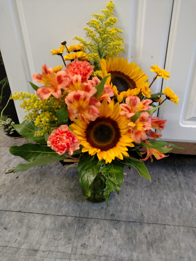 Florist «Rose Garden Florist», reviews and photos, 257 S Main St, Barnegat, NJ 08005, USA