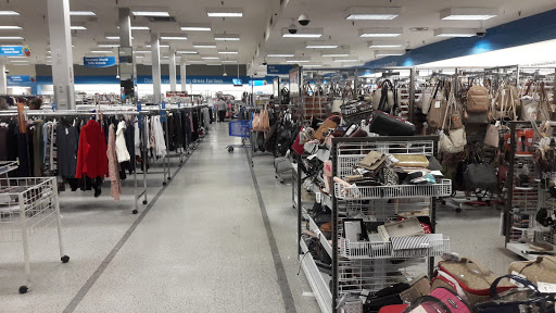Clothing Store «Ross Dress for Less», reviews and photos, 820 E Alosta Ave, Azusa, CA 91702, USA