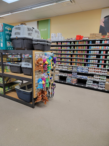Pet Supply Store «PetPeople», reviews and photos, 4631 Everhard Rd NW, Canton, OH 44718, USA