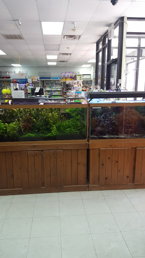 Pet Store «Inland Reef Pet Store», reviews and photos, 817 Cross Lanes Dr, Cross Lanes, WV 25313, USA