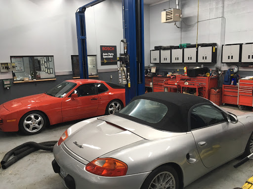 Auto Repair Shop «Complete Auto Repair», reviews and photos, 14510 Manchester Rd, Ballwin, MO 63011, USA