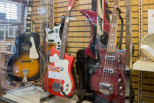 Antique Store «Downtown Antiques Mall», reviews and photos, 1 Court Square, West Plains, MO 65775, USA