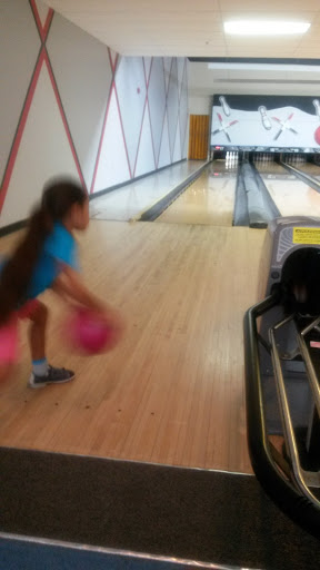 Movie Theater «Regal Cinemas Eagle Ridge Mall 12», reviews and photos, 955 Eagle Ridge Mall Entrance, Lake Wales, FL 33859, USA