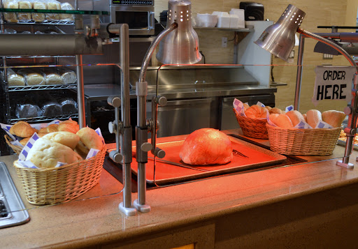 Sandwich Shop «The Picnic Basket», reviews and photos, 501 N Milwaukee Ave, Libertyville, IL 60048, USA