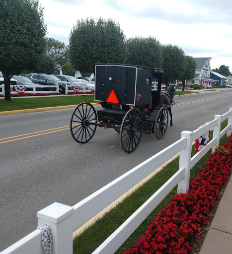 Furniture Store «Shipshewana Furniture Co.», reviews and photos, 130 E Middlebury St, Shipshewana, IN 46565, USA