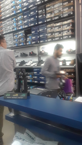 Sporting Goods Store «Nike Factory Store», reviews and photos, 333 5 Cities Dr #142, Pismo Beach, CA 93449, USA