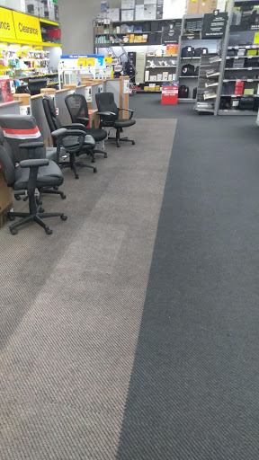 Office Supply Store «Staples», reviews and photos, 6104 Sepulveda Blvd, Van Nuys, CA 91411, USA