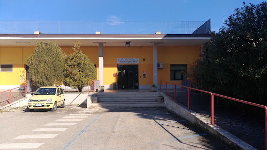 Mensa Universitaria Viale G. Marconi, 191, 65126 Pescara PE, Italia