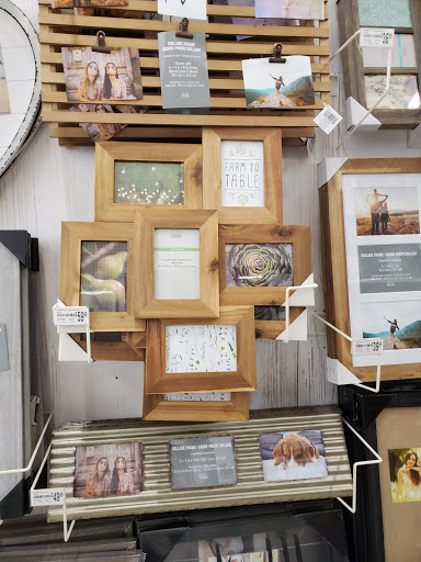 Craft Store «Michaels», reviews and photos, 540 Frandor Ave, Lansing, MI 48912, USA