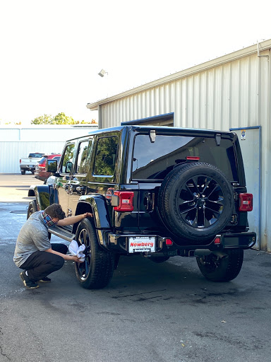 Auto Parts Store «Newberg Dodge Jeep Chrysler Ram», reviews and photos, 2809 Portland Rd, Newberg, OR 97132, USA