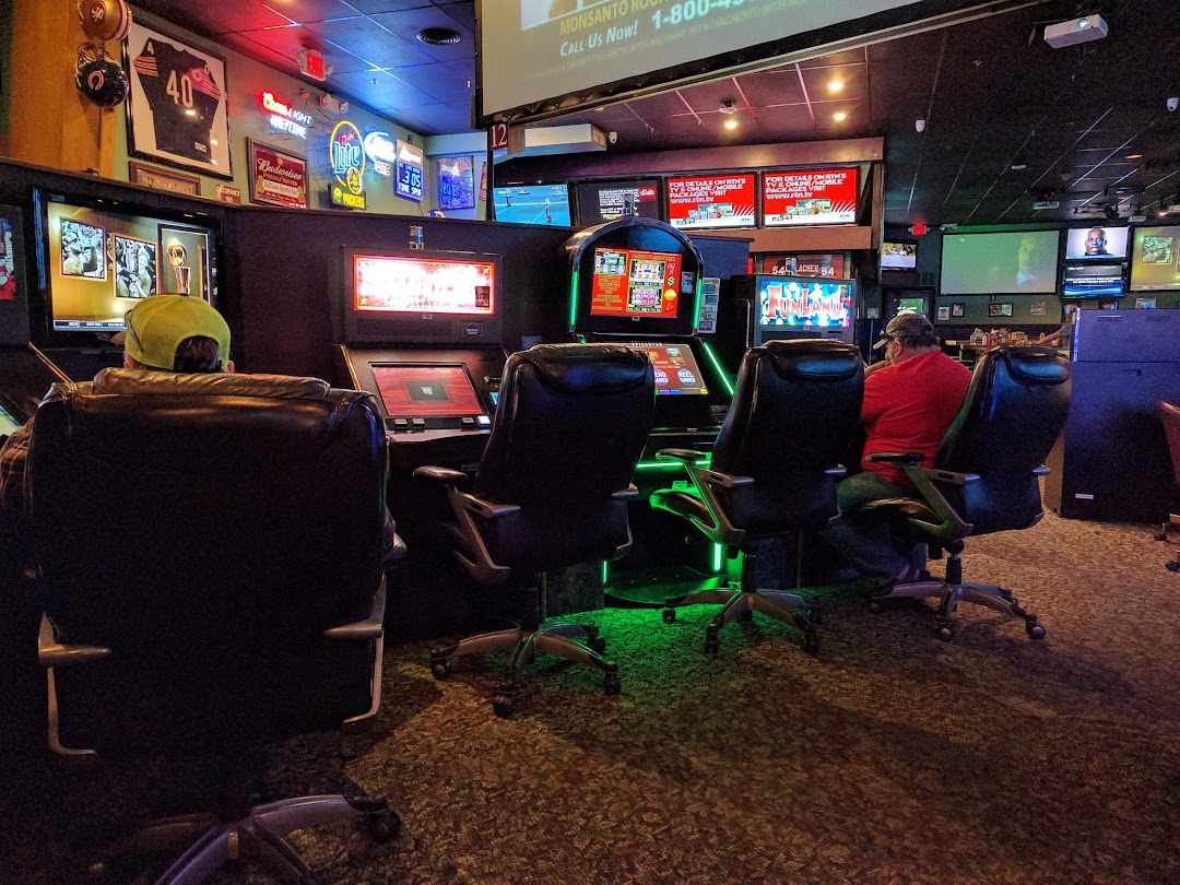 Halftime Sports Bar & Casino