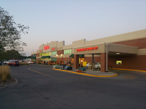 Supermarket «Hy-Vee», reviews and photos, 2323 W Broadway, Council Bluffs, IA 51501, USA