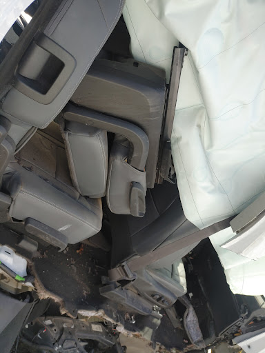 Auto Parts Store «B & D Used Auto Parts», reviews and photos, 691 S Dix St, Detroit, MI 48217, USA