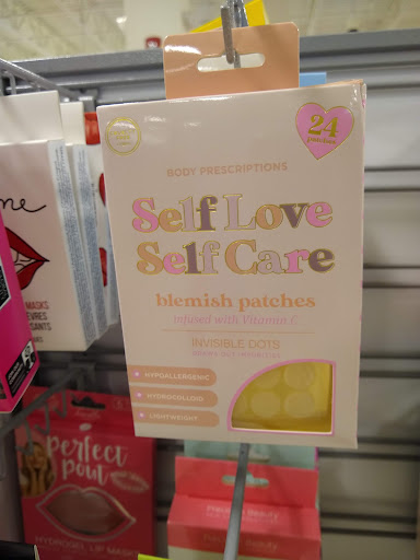 Department Store «T.J. Maxx», reviews and photos, 124 Danbury Rd, New Milford, CT 06776, USA