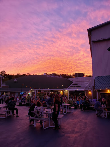 Live Music Venue «Oakdale Theatre», reviews and photos, 95 S Turnpike Rd, Wallingford, CT 06492, USA