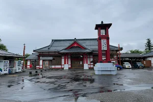 Yahiko Station image