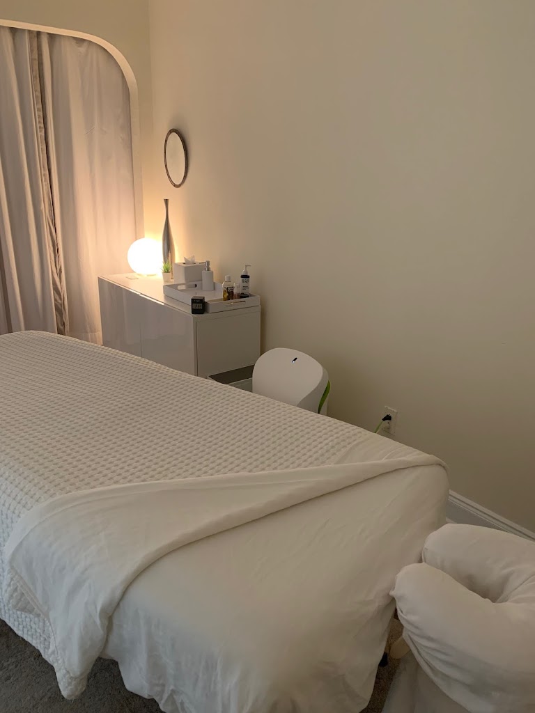 Sarah Palmer LMT, Rye Massage 10580
