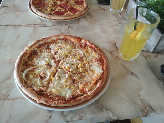 Értékelések erről a helyről: Korona Étterem Pizzafaló Pizzéria, Bicske - Étterem