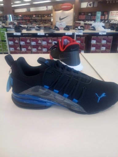 Shoe Store «Famous Footwear», reviews and photos, 1500 13th Ave E, West Fargo, ND 58078, USA