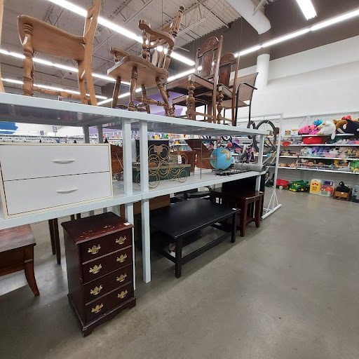 Thrift Store «Value Village», reviews and photos, 16700 Southcenter Pkwy, Tukwila, WA 98188, USA